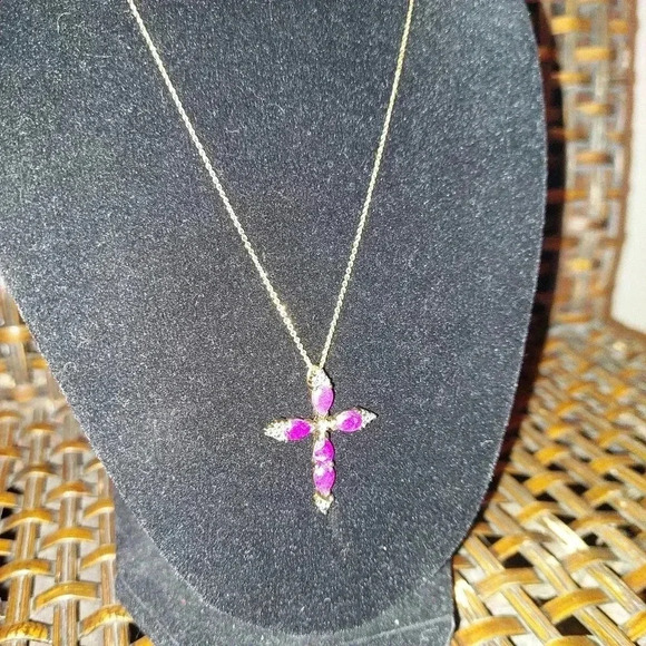 FAS 925 Silver Over Gold Vermeil Fuschia Cross Diamond Pendant & 18" Necklace - Picture 1 of 8